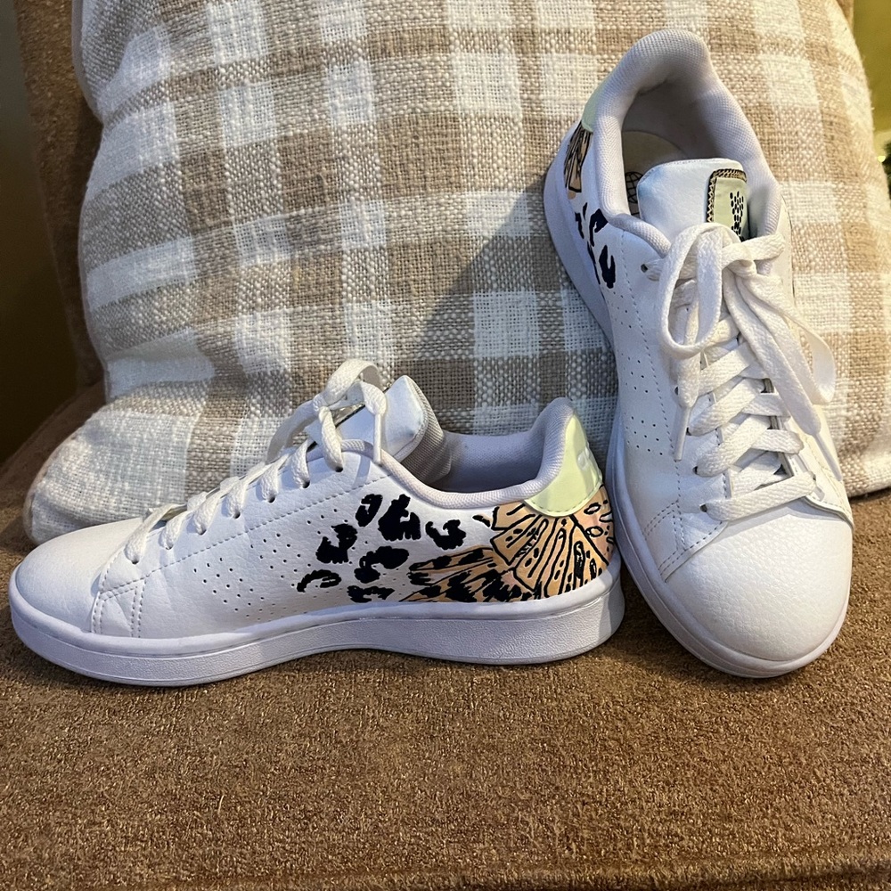 Adidas Advantage Sneakers Animal Print
